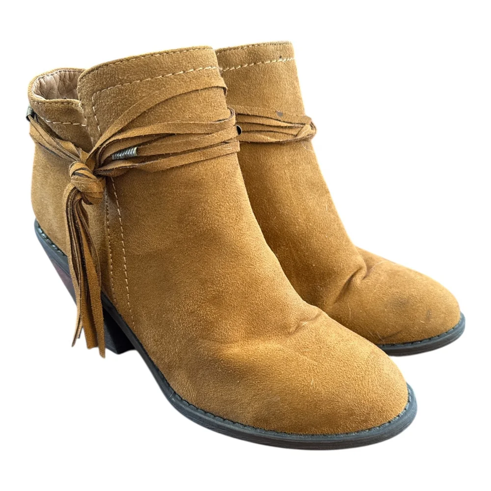 Women's Suede Ankle Boots with Fringe Detail, Tan, Size 7.5